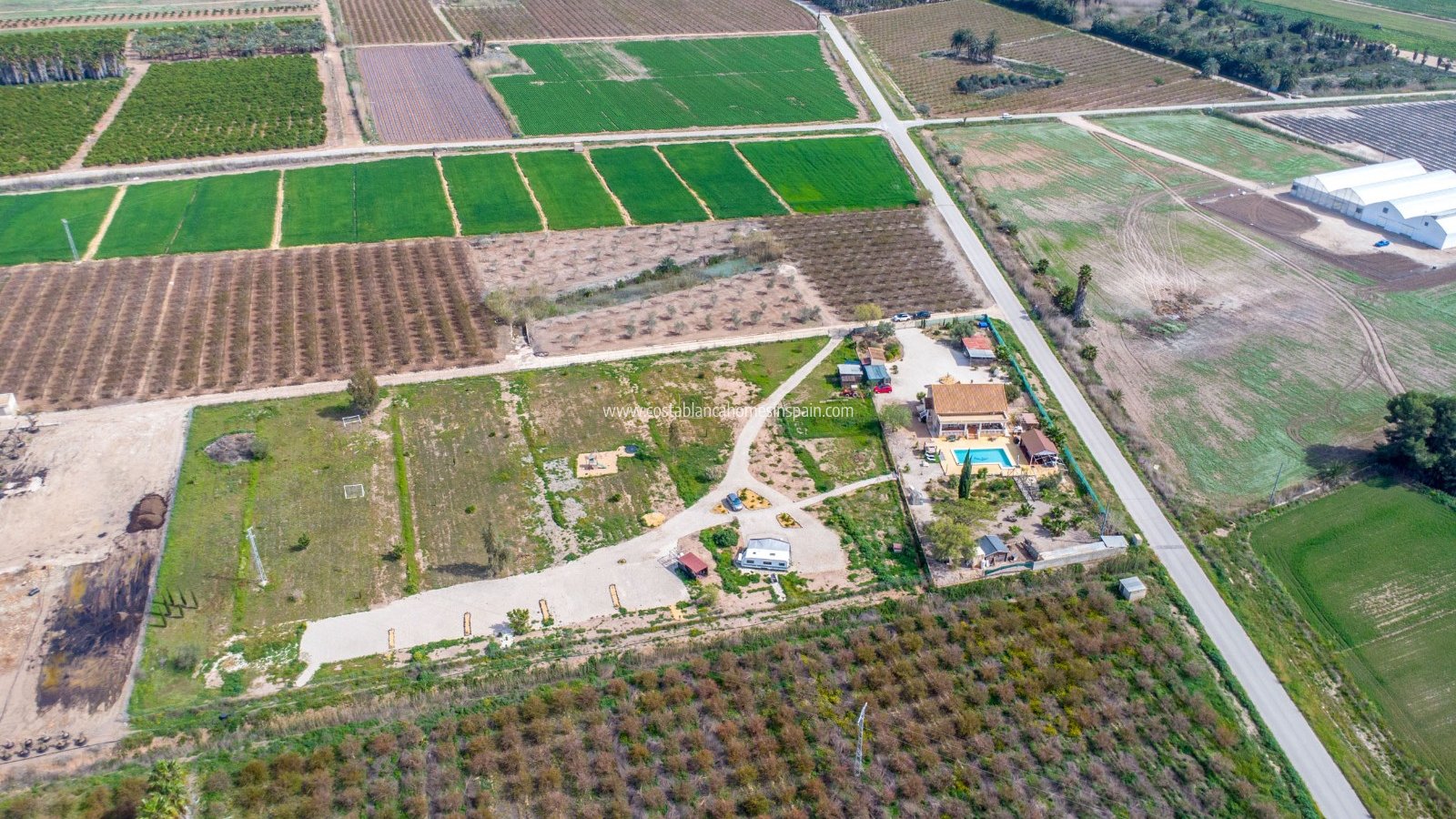 Resale - Finca - Crevillente