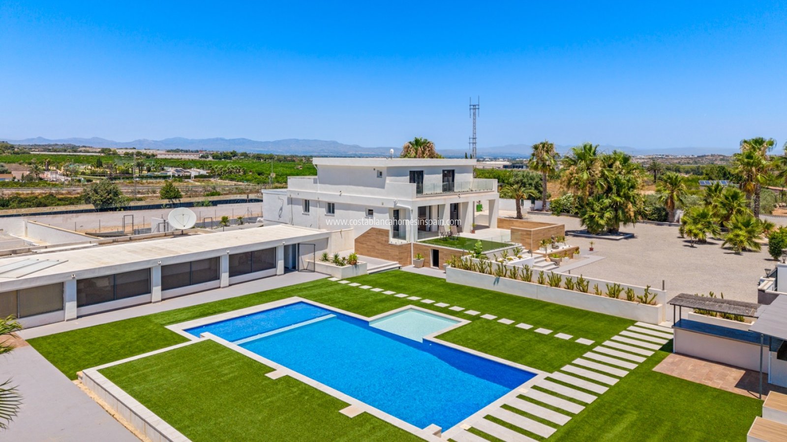 Resale - Finca - Los Montesinos - La herrada