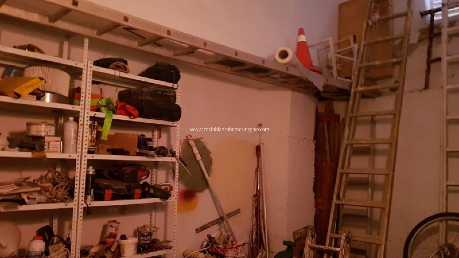 Resale - Garage - Torrevieja