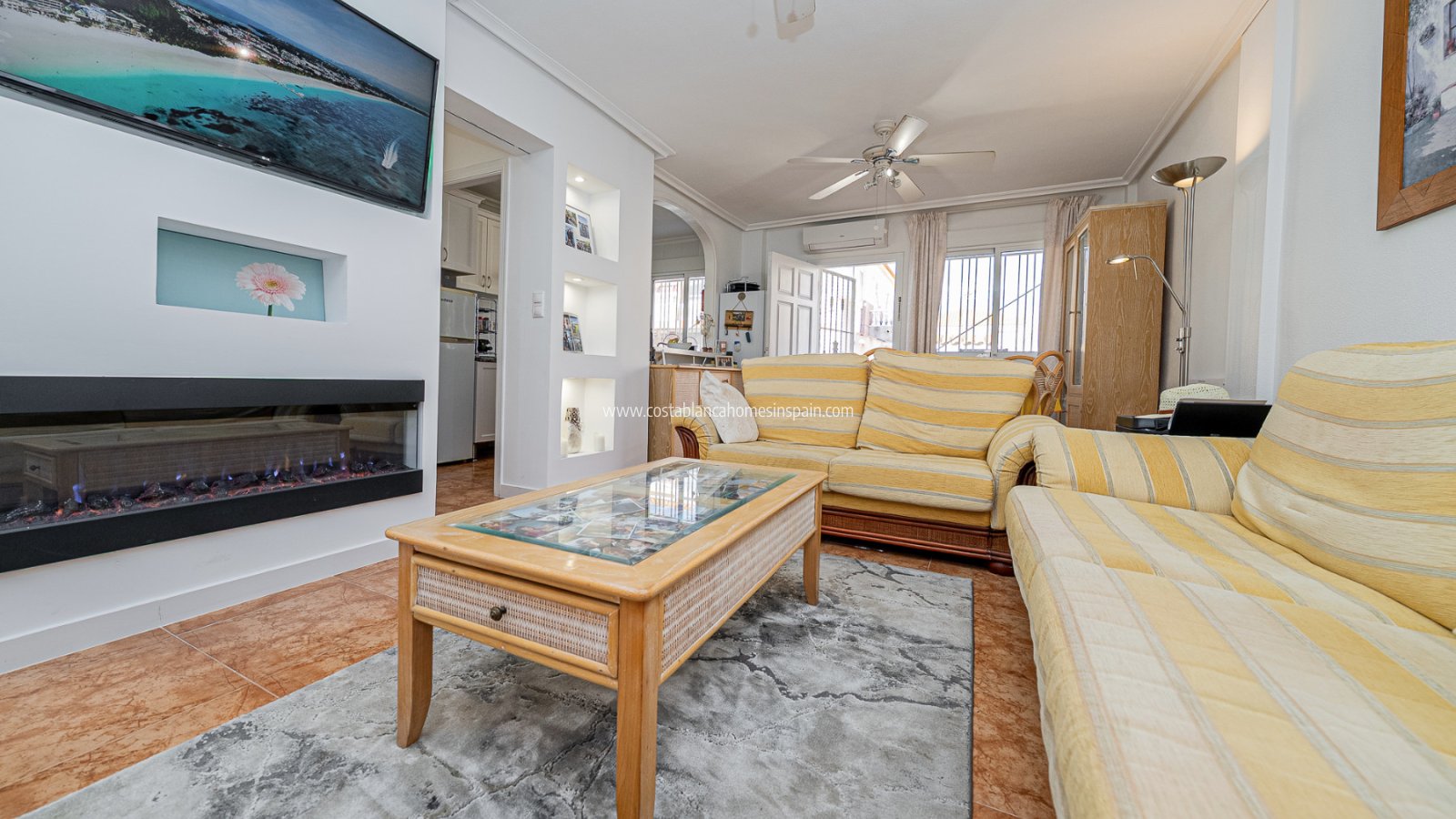 Resale - Semi - Detached Villa - Cabo Roig - La Regia