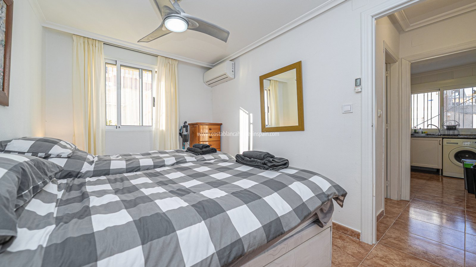 Resale - Semi - Detached Villa - Cabo Roig - La Regia