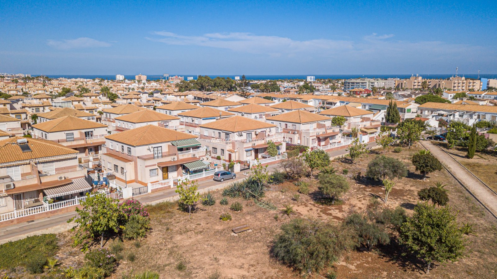 Resale - Semi - Detached Villa - Cabo Roig - La Regia