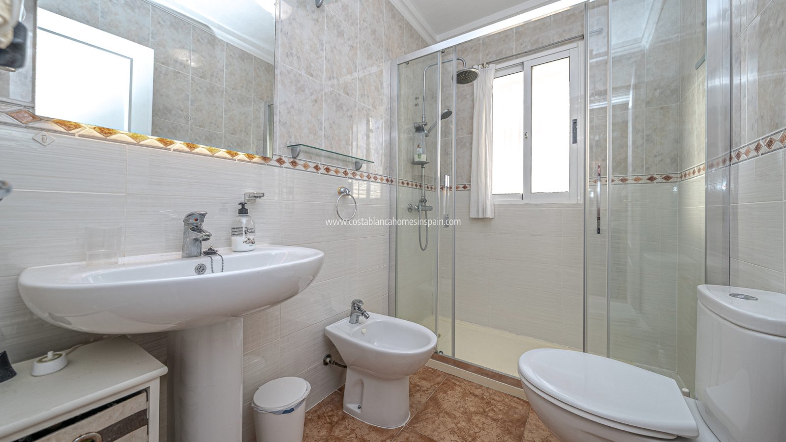 Resale - Semi - Detached Villa - Cabo Roig - La Regia