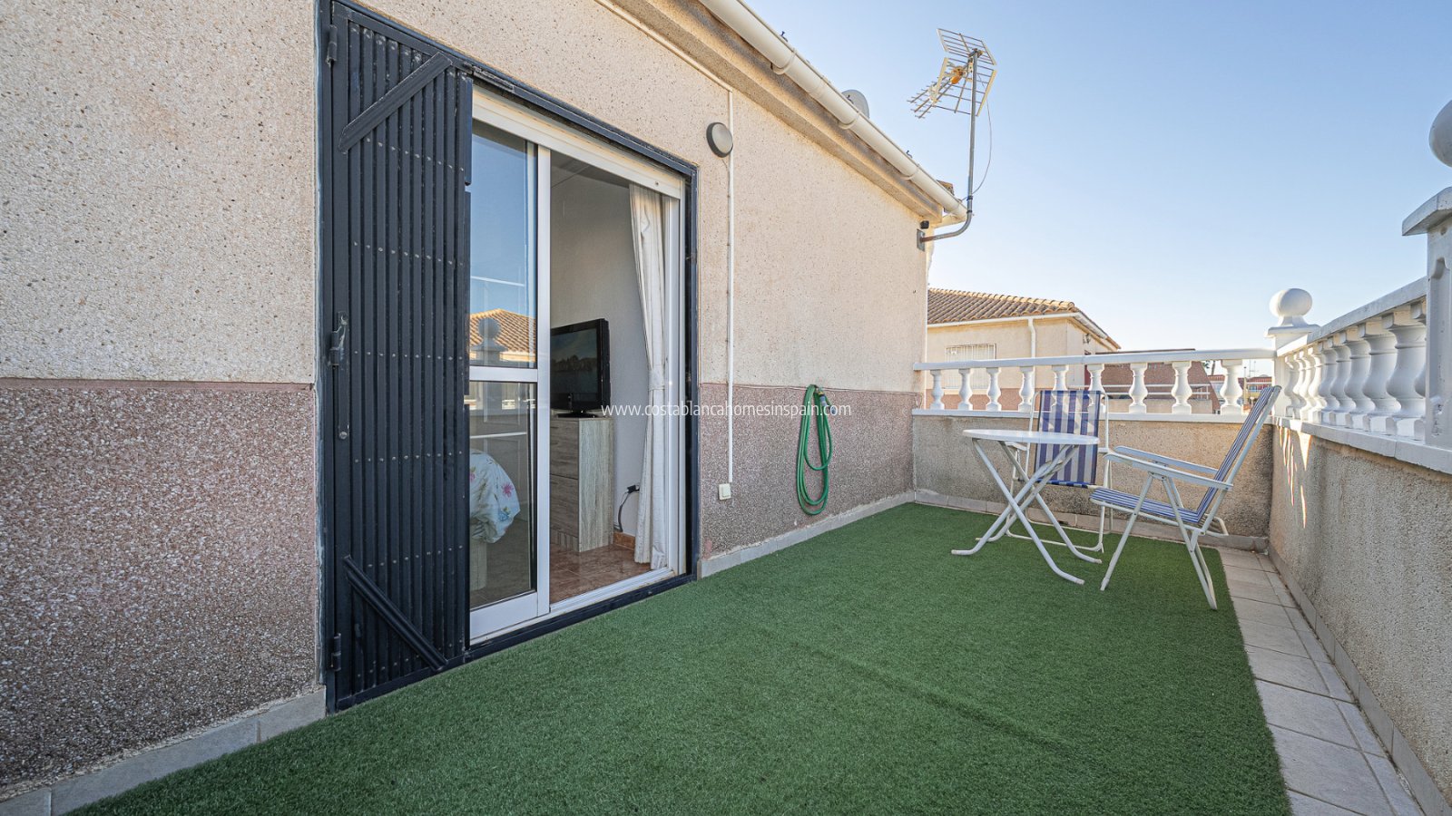 Resale - Semi - Detached Villa - Cabo Roig - La Regia