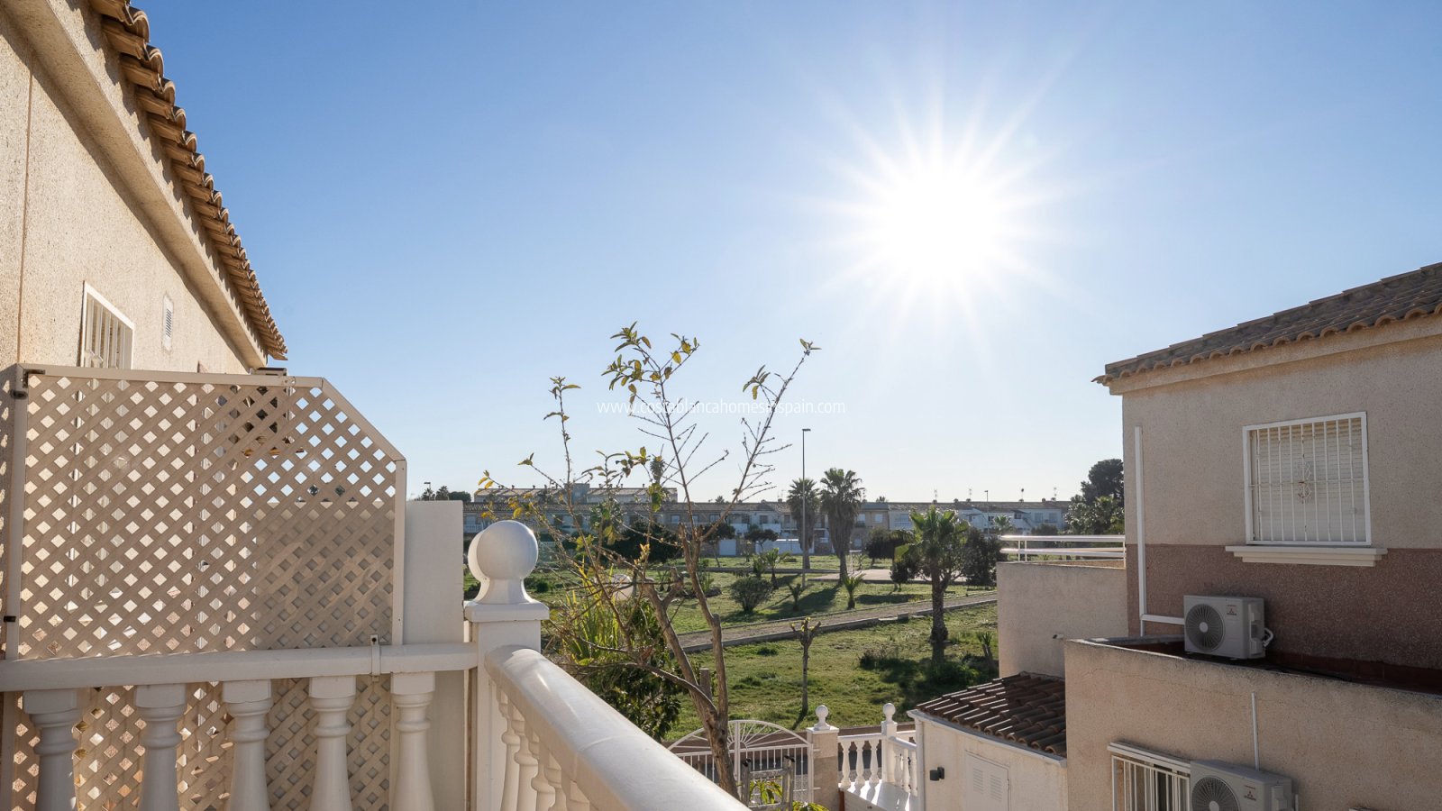 Resale - Semi - Detached Villa - Cabo Roig - La Regia