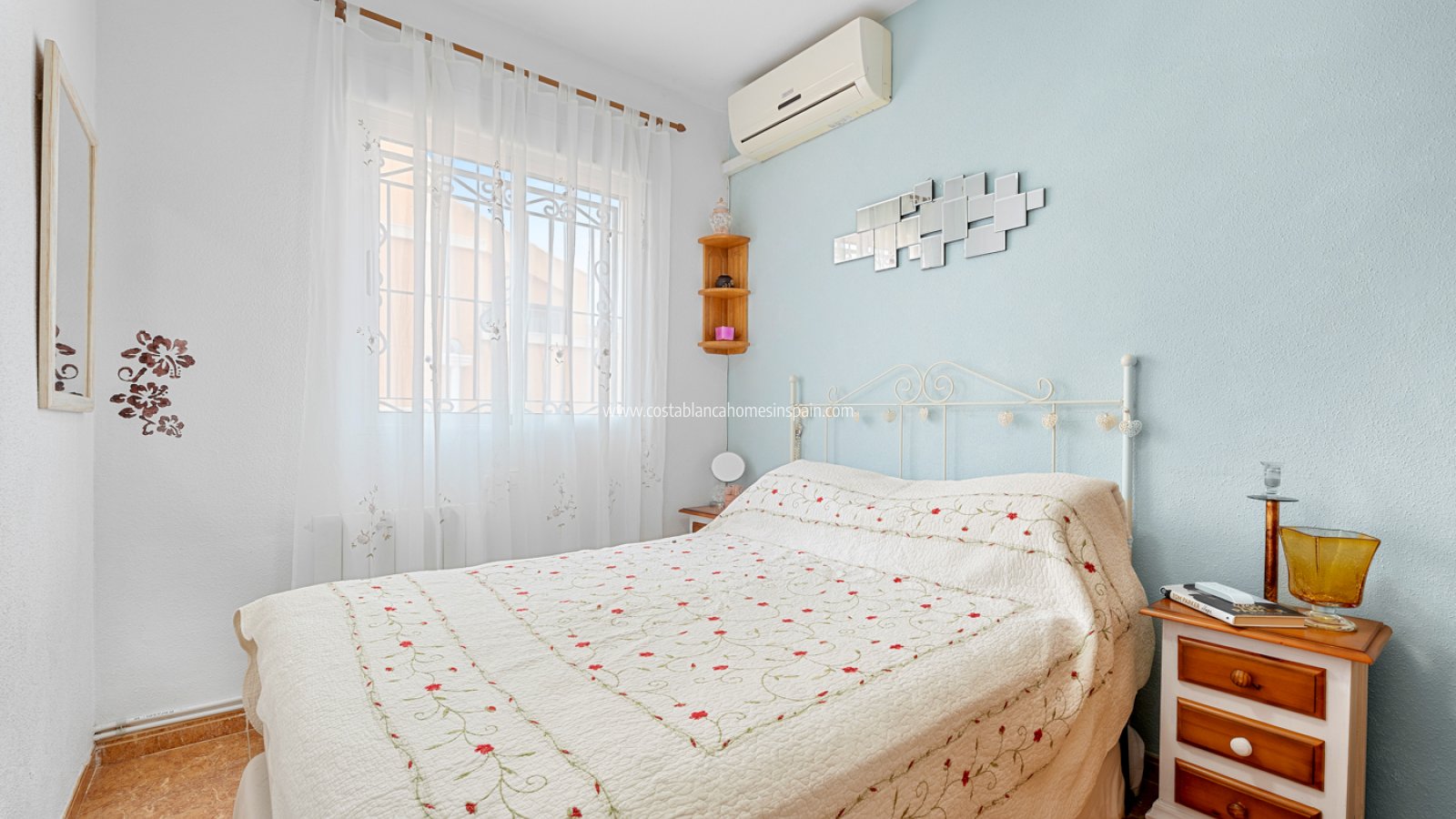 Resale - Semi - Detached Villa - Playa Flamenca - Costa Blanca South