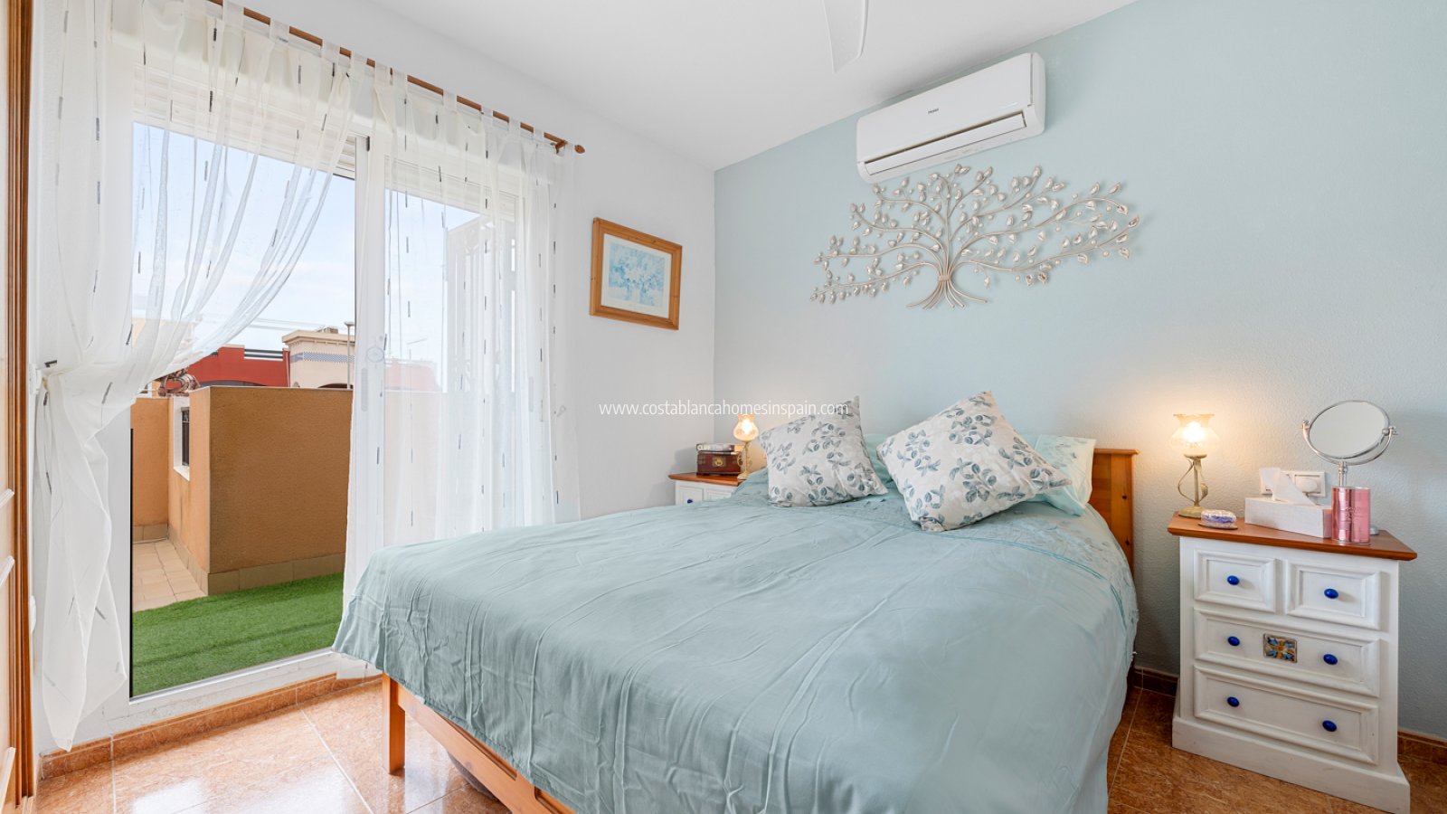 Resale - Semi - Detached Villa - Playa Flamenca - Costa Blanca South