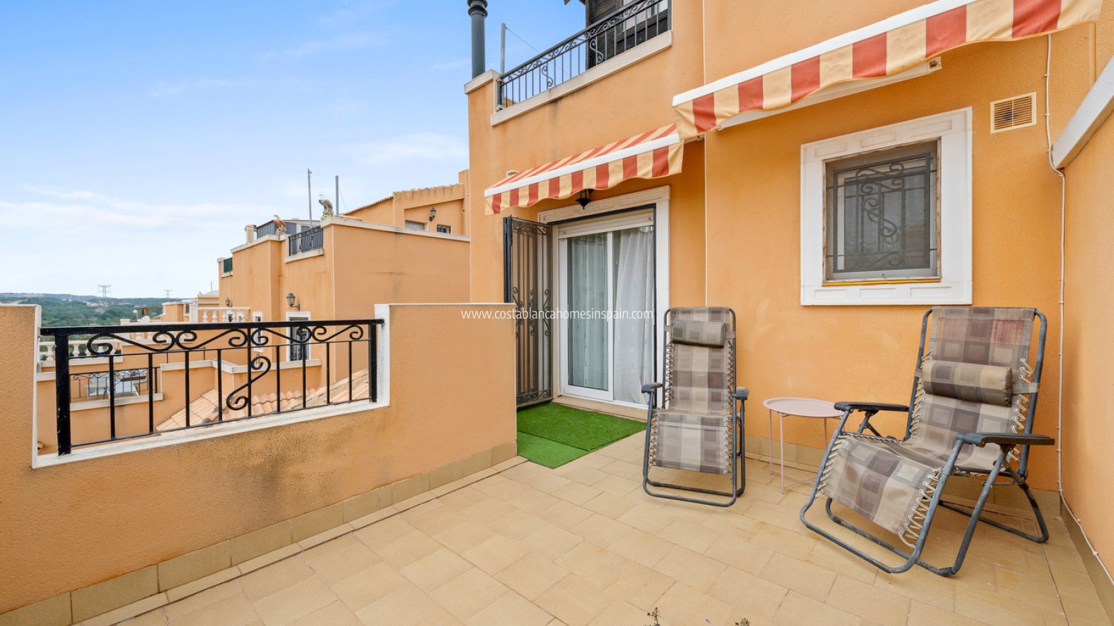 Resale - Semi - Detached Villa - Playa Flamenca - Costa Blanca South