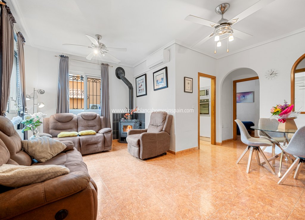 Resale - Semi - Detached Villa - Playa Flamenca - Costa Blanca South