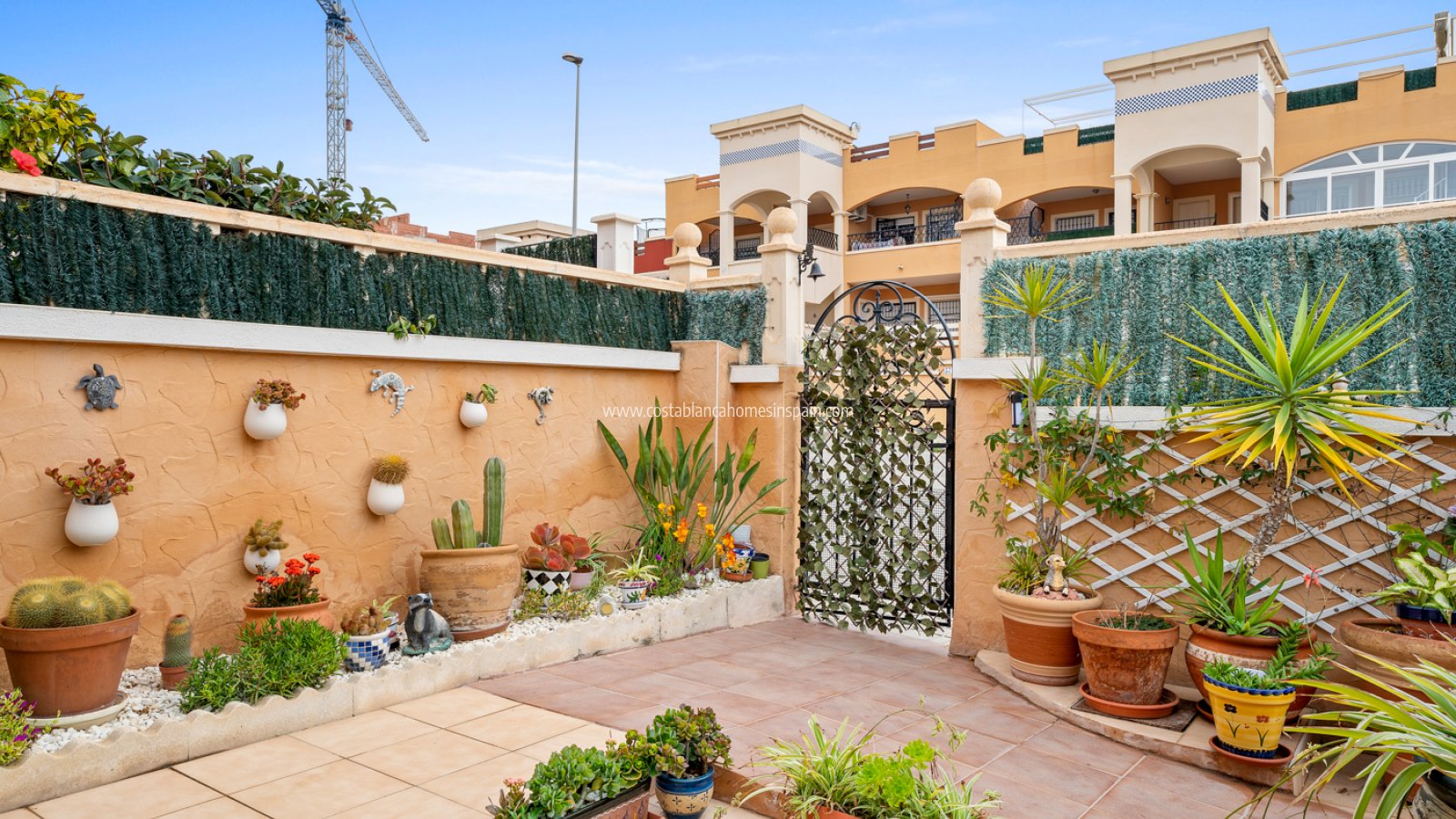 Resale - Semi - Detached Villa - Playa Flamenca - Costa Blanca South
