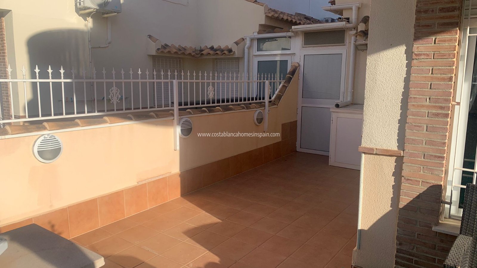 Resale - Semi - Detached Villa - Playa Flamenca - Costa Blanca South