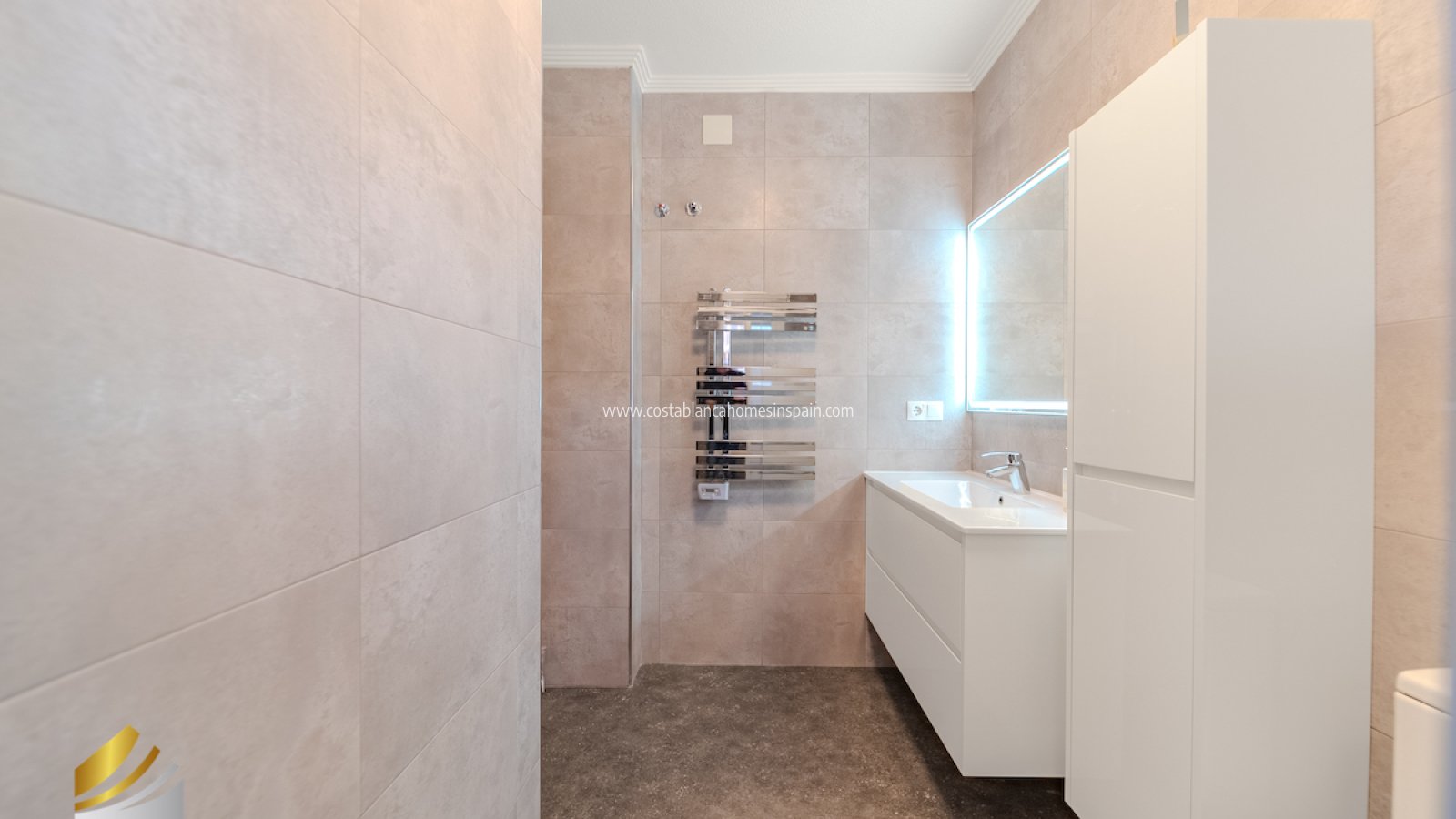 Resale - Semi - Detached Villa - Playa Flamenca - Costa Blanca South