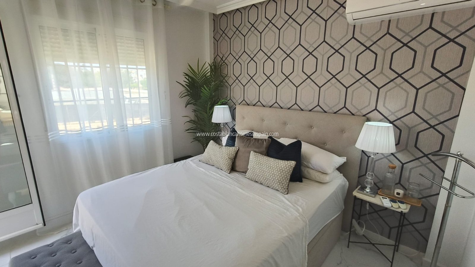 Resale - Semi - Detached Villa - Playa Flamenca - Costa Blanca South