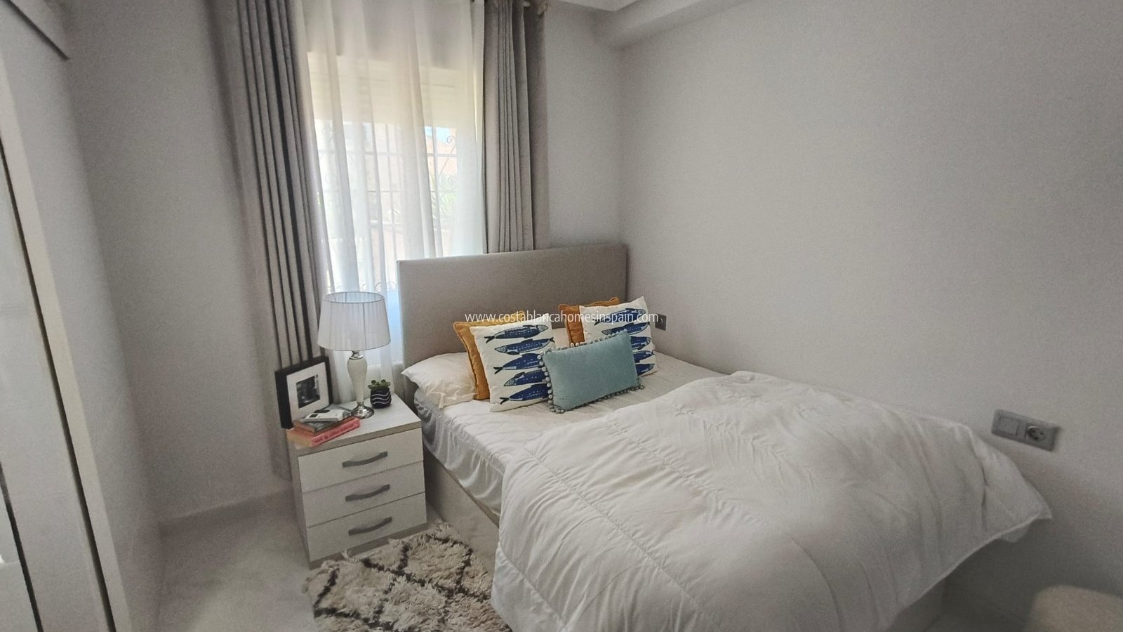 Resale - Semi - Detached Villa - Playa Flamenca - Costa Blanca South