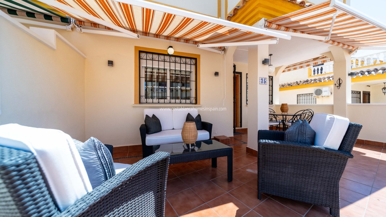 Resale - Semi - Detached Villa - Playa Flamenca - Costa Blanca South