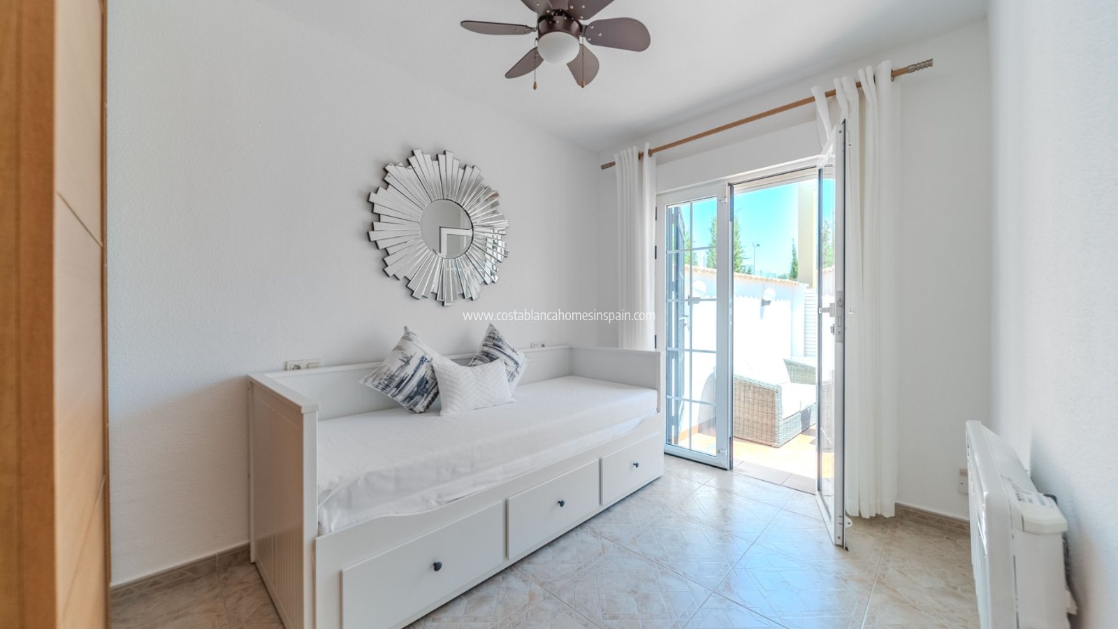 Resale - Semi - Detached Villa - Playa Flamenca - Costa Blanca South