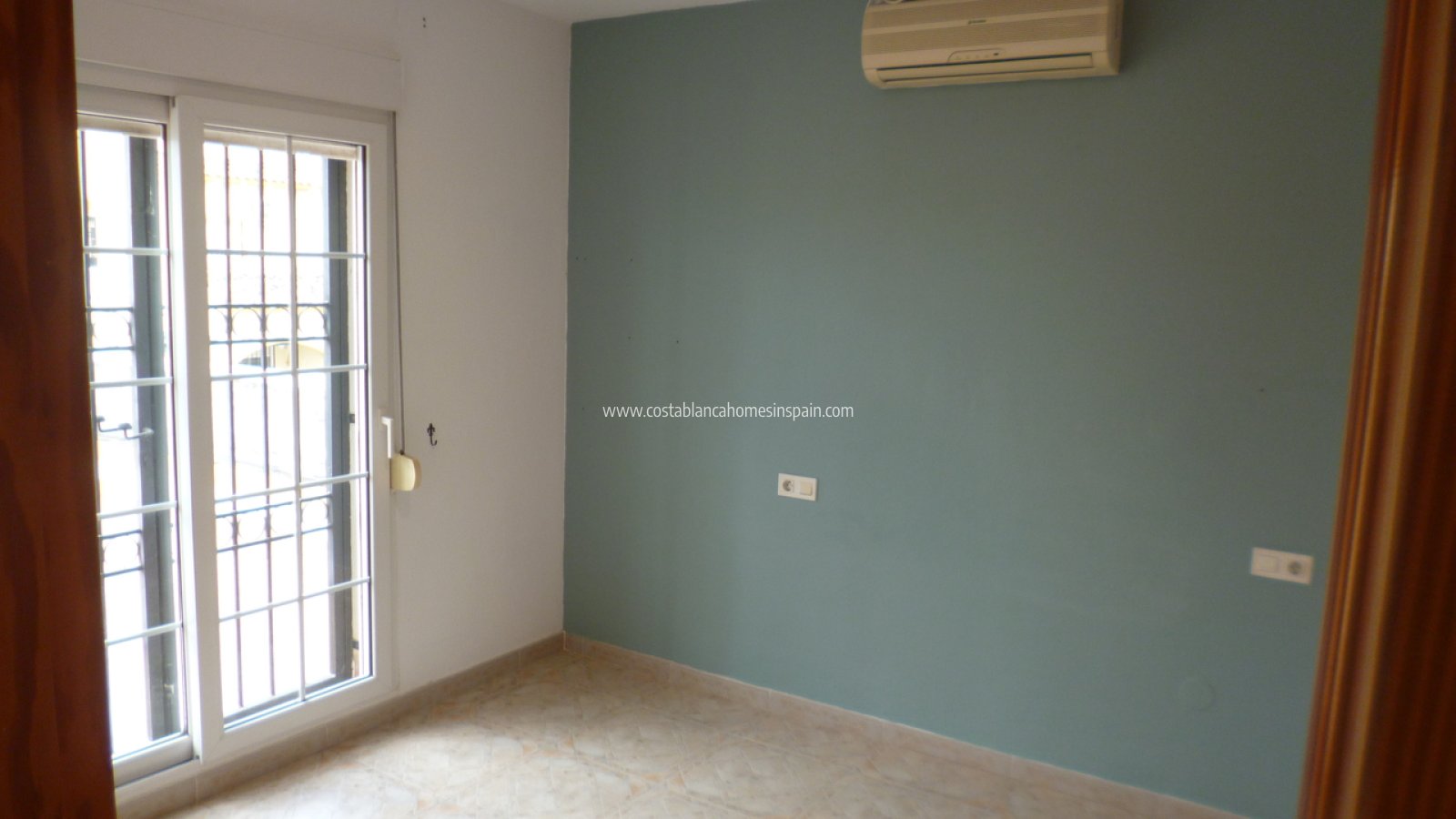 Resale - Semi - Detached Villa - Playa Flamenca - Orihuela Costa
