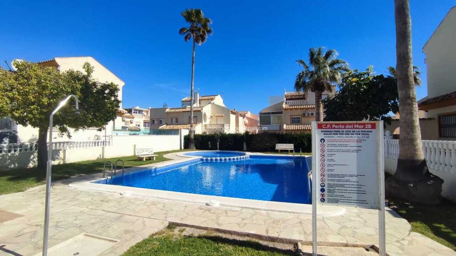 Resale - Semi - Detached Villa - Playa Flamenca - Play Flamenca