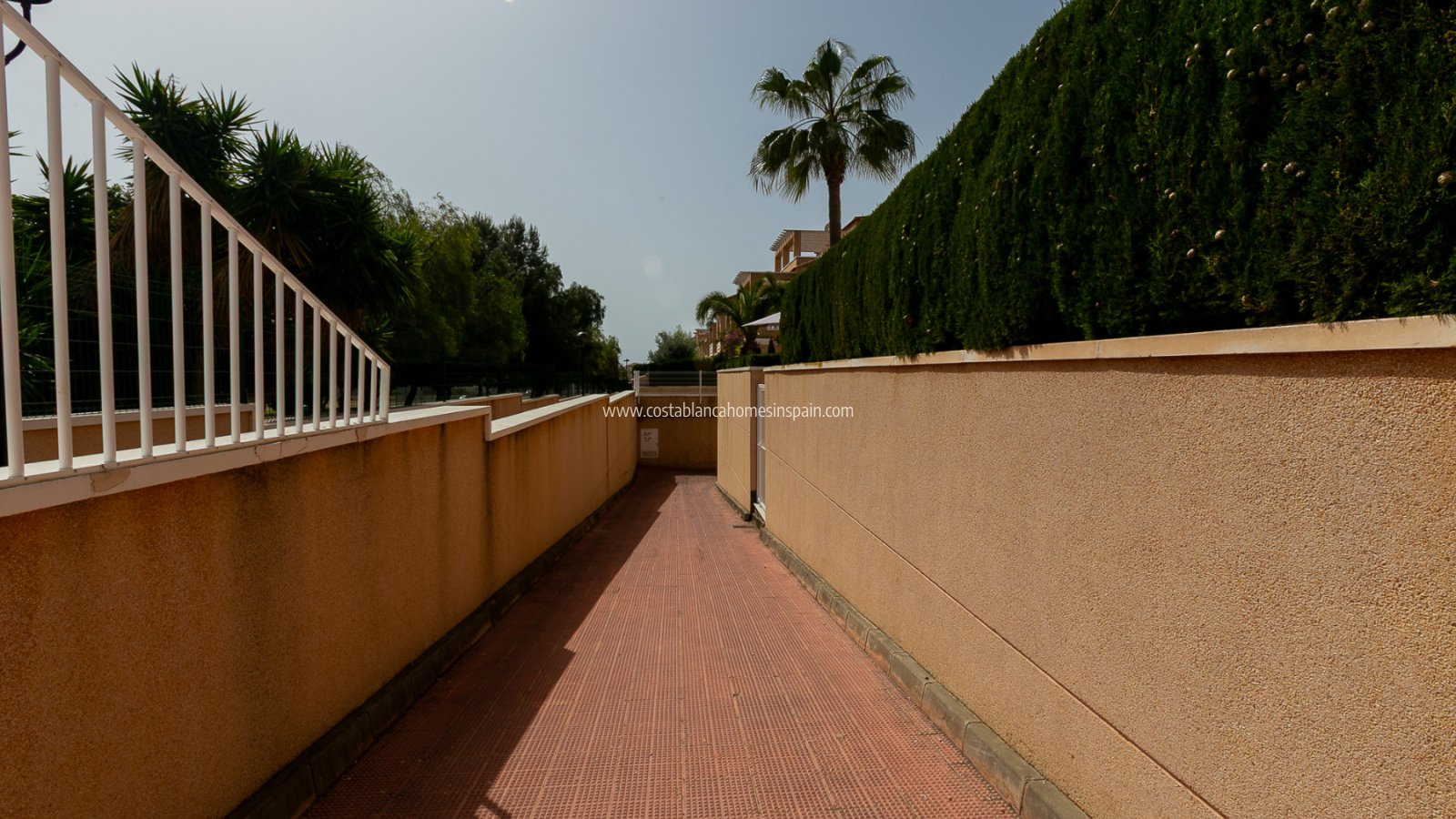 Resale - Semi - Detached Villa - Playa Flamenca - Zenia Mar