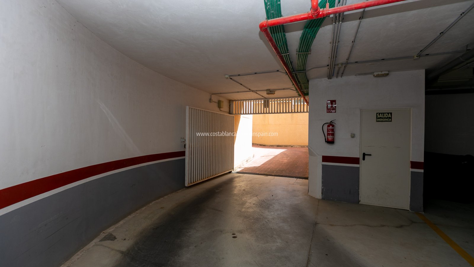 Resale - Semi - Detached Villa - Playa Flamenca - Zenia Mar