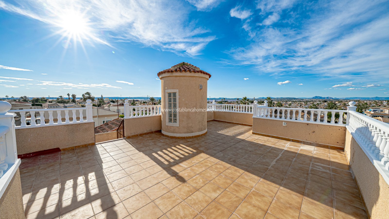 Resale - Semi - Detached Villa - Torrevieja - El Chaparral