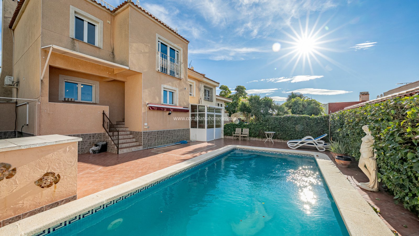 Resale - Semi - Detached Villa - Torrevieja - El Chaparral