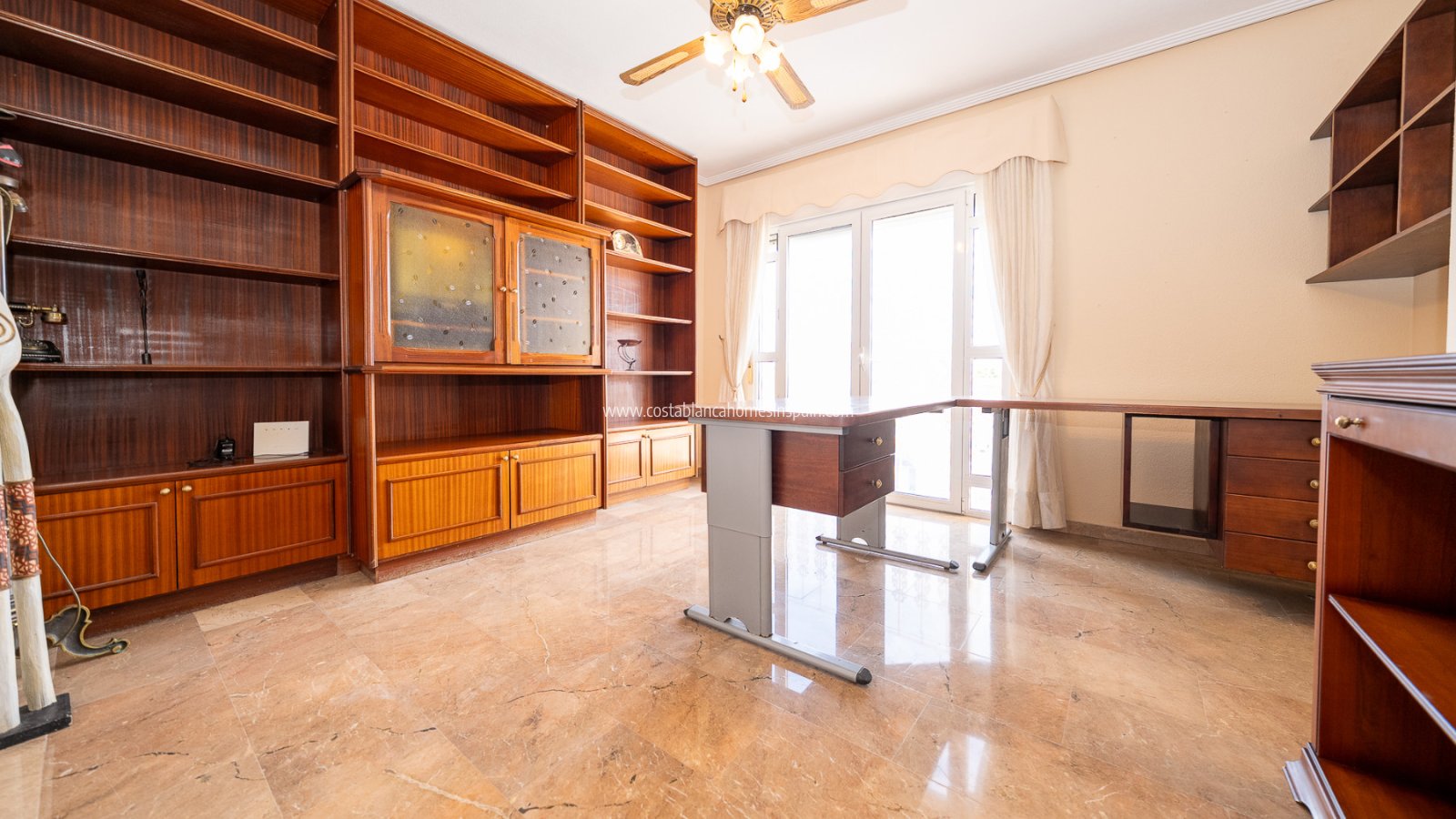 Resale - Semi - Detached Villa - Torrevieja - El Chaparral
