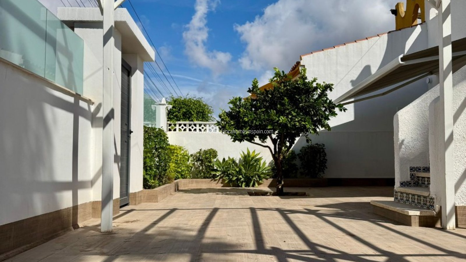 Resale - Semi - Detached Villa - Torrevieja - Torretas