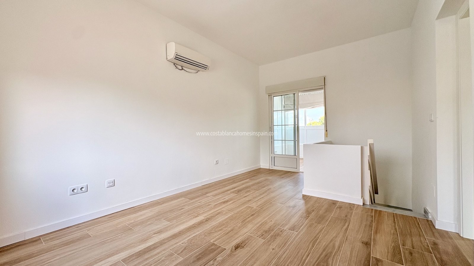 Resale - Single Family Home - Orihuela - Los Balcones