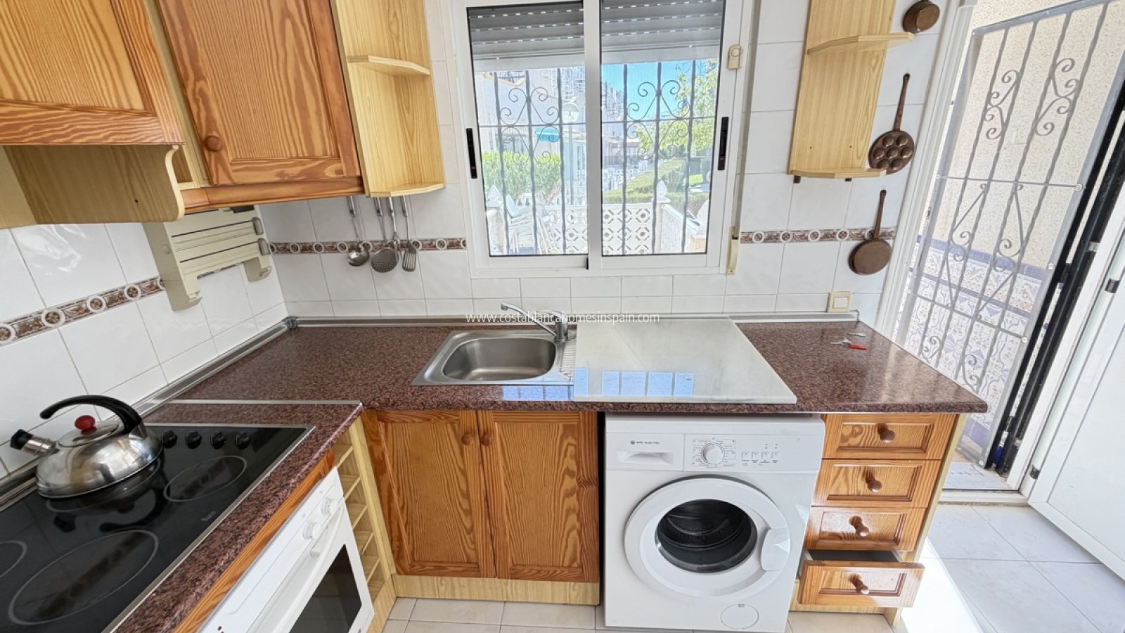 Resale - Townhouse - La Florida