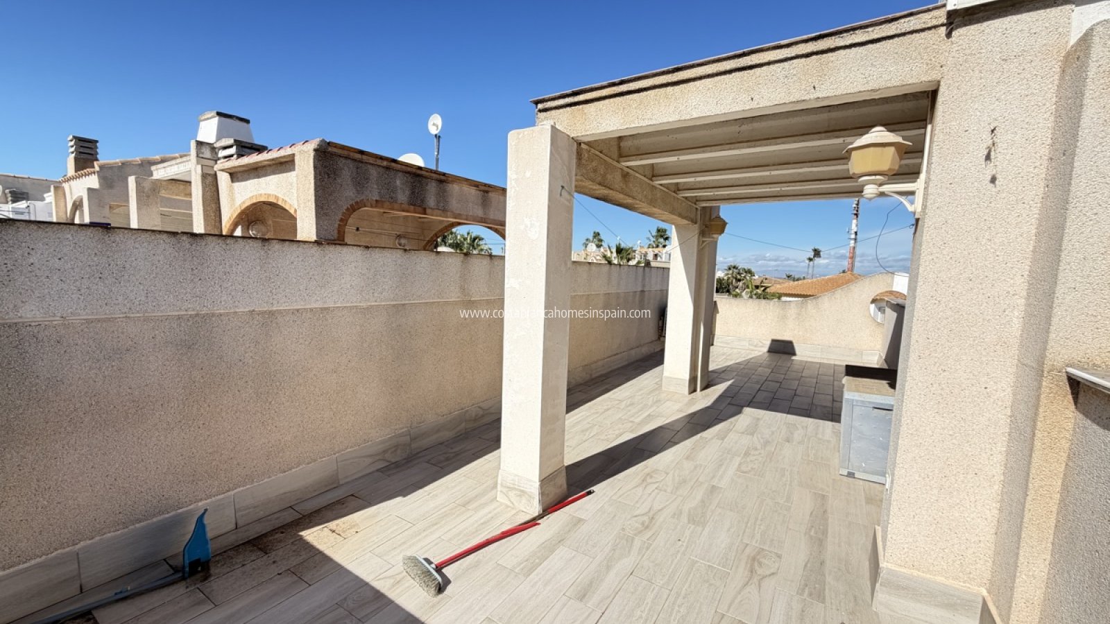 Resale - Townhouse - La Florida