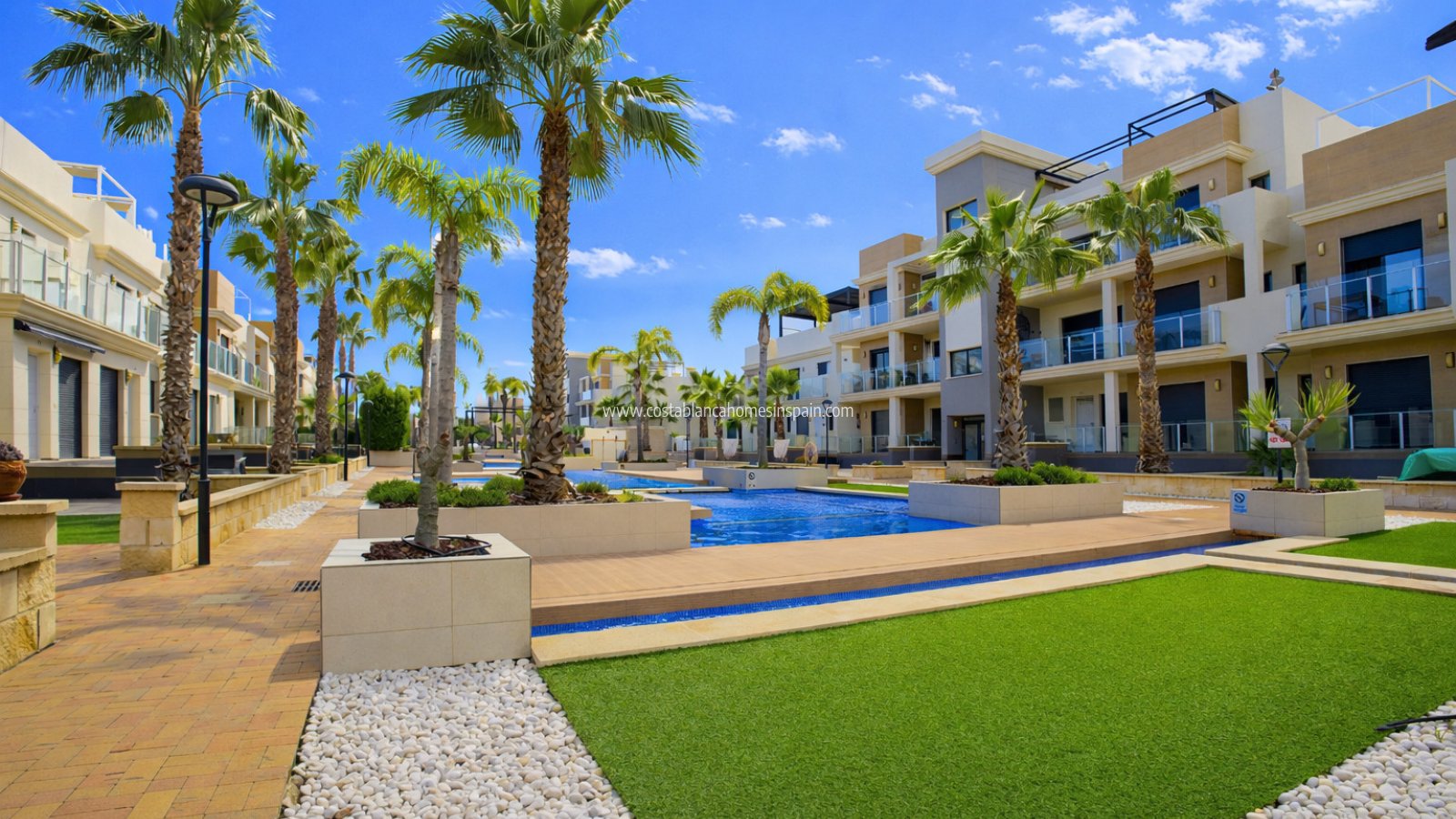Resale - Townhouse - Orihuela Costa - La Zenia