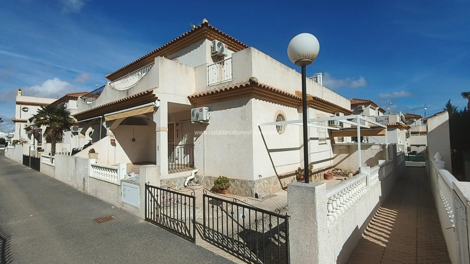 Resale - Townhouse - Playa Flamenca - Costa Blanca South
