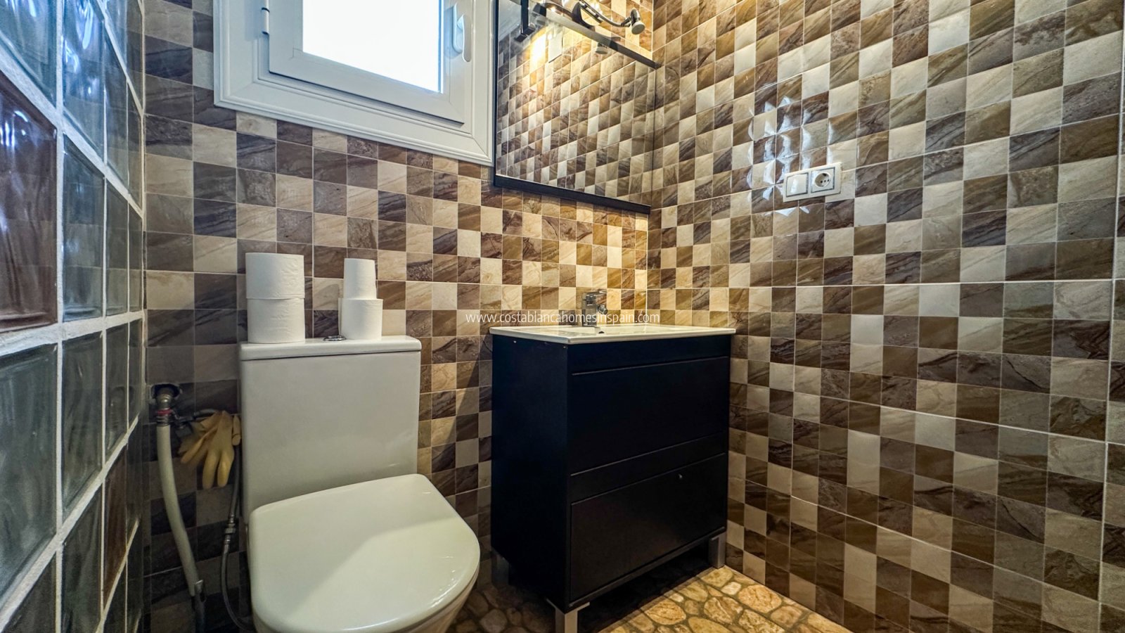 Resale - Townhouse - San Miguel de Salinas - Bellavista