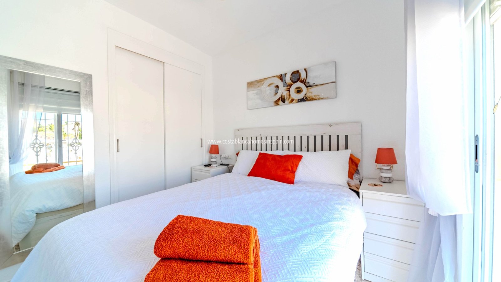 Resale - Townhouse - Villamartin