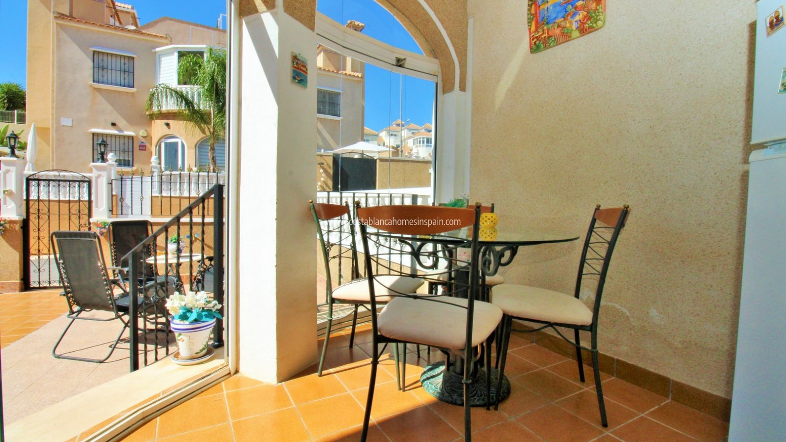 Resale - Townhouse - Villamartin