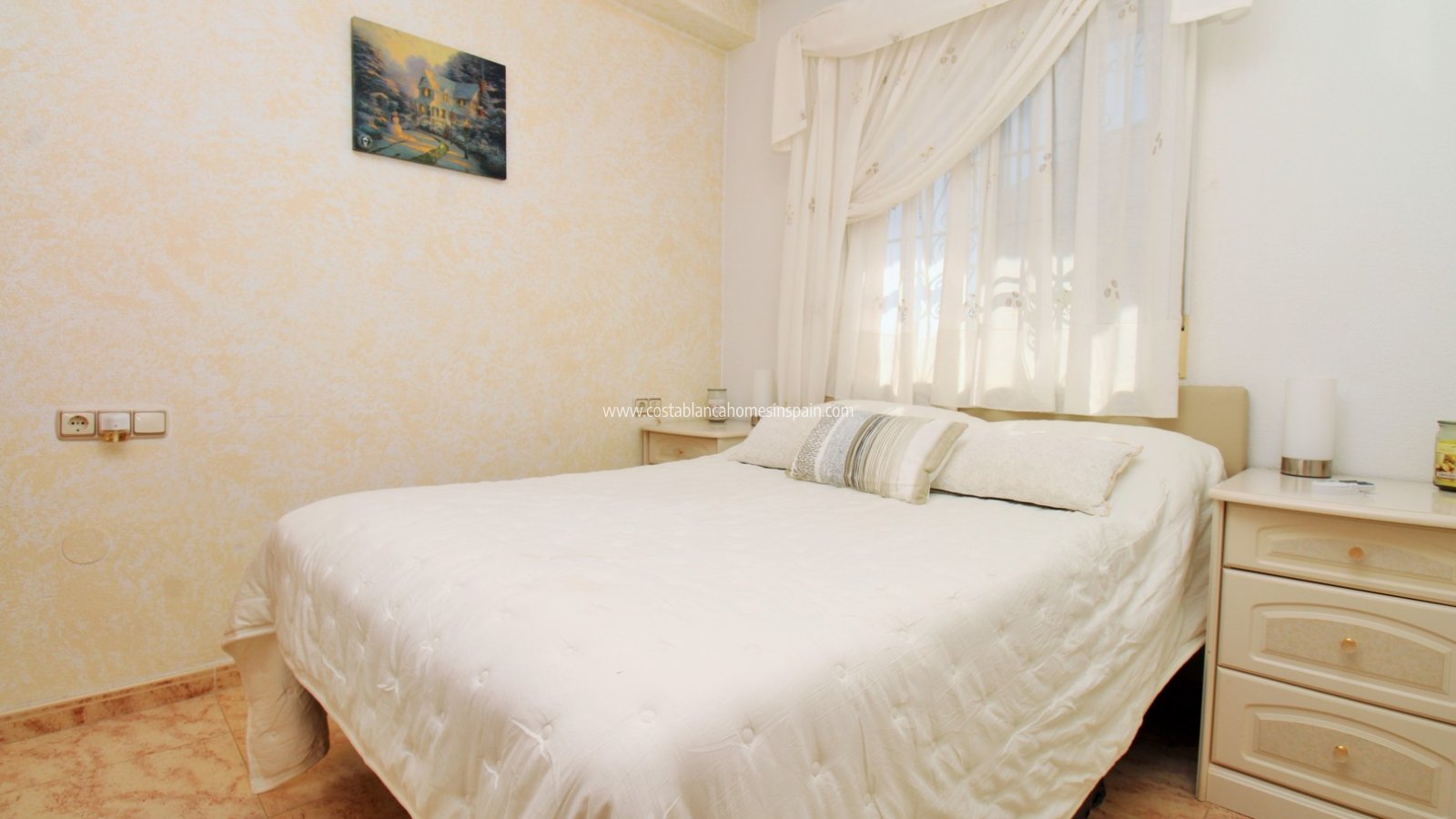 Resale - Townhouse - Villamartin