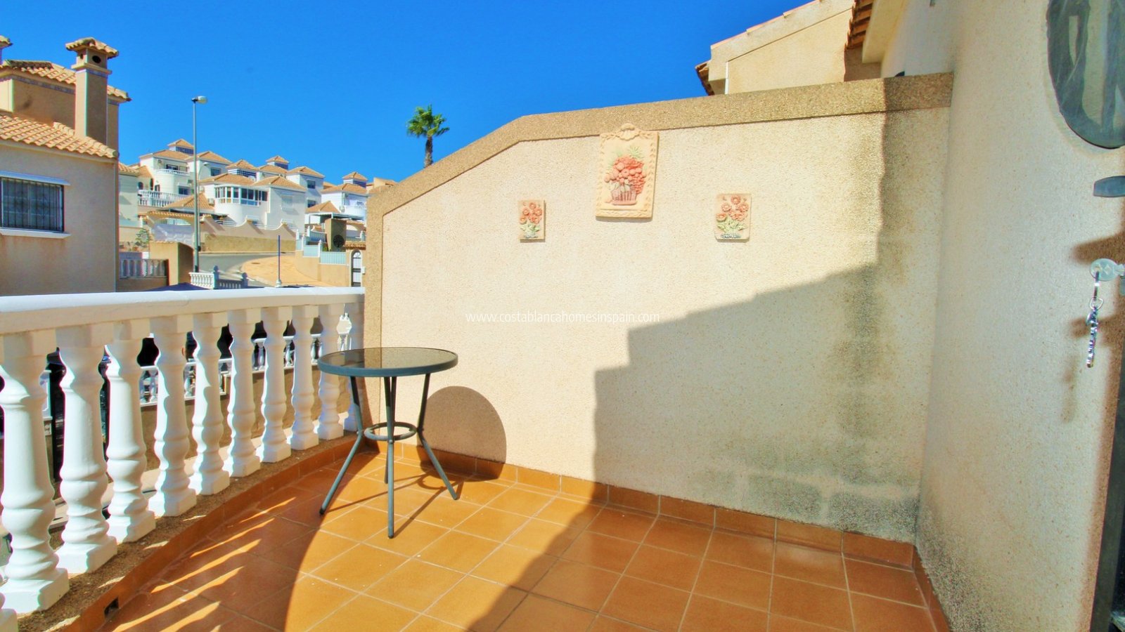 Resale - Townhouse - Villamartin