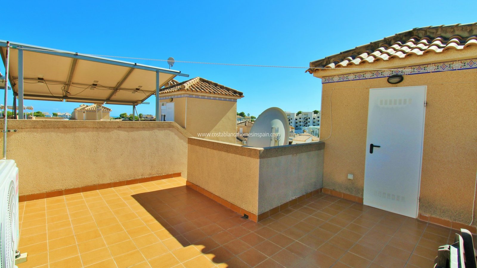 Resale - Townhouse - Villamartin