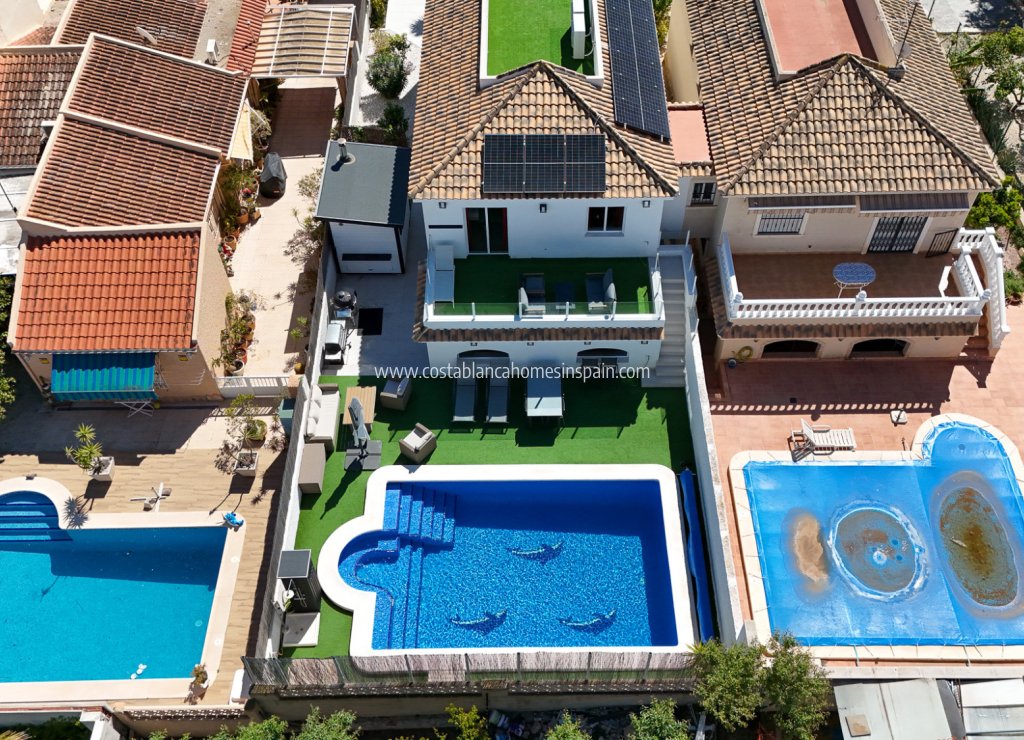 Resale - villa - LOS BALCONES