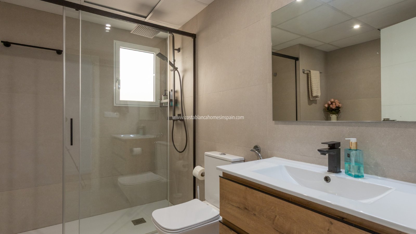 Resale - villa - LOS BALCONES