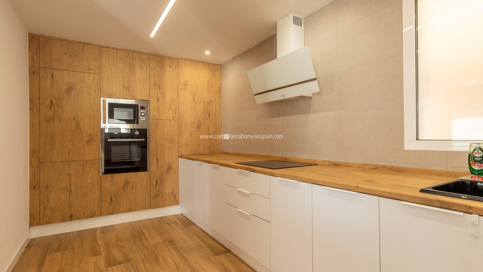 Resale - villa - LOS BALCONES