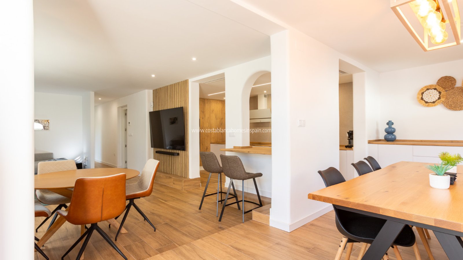 Resale - villa - LOS BALCONES