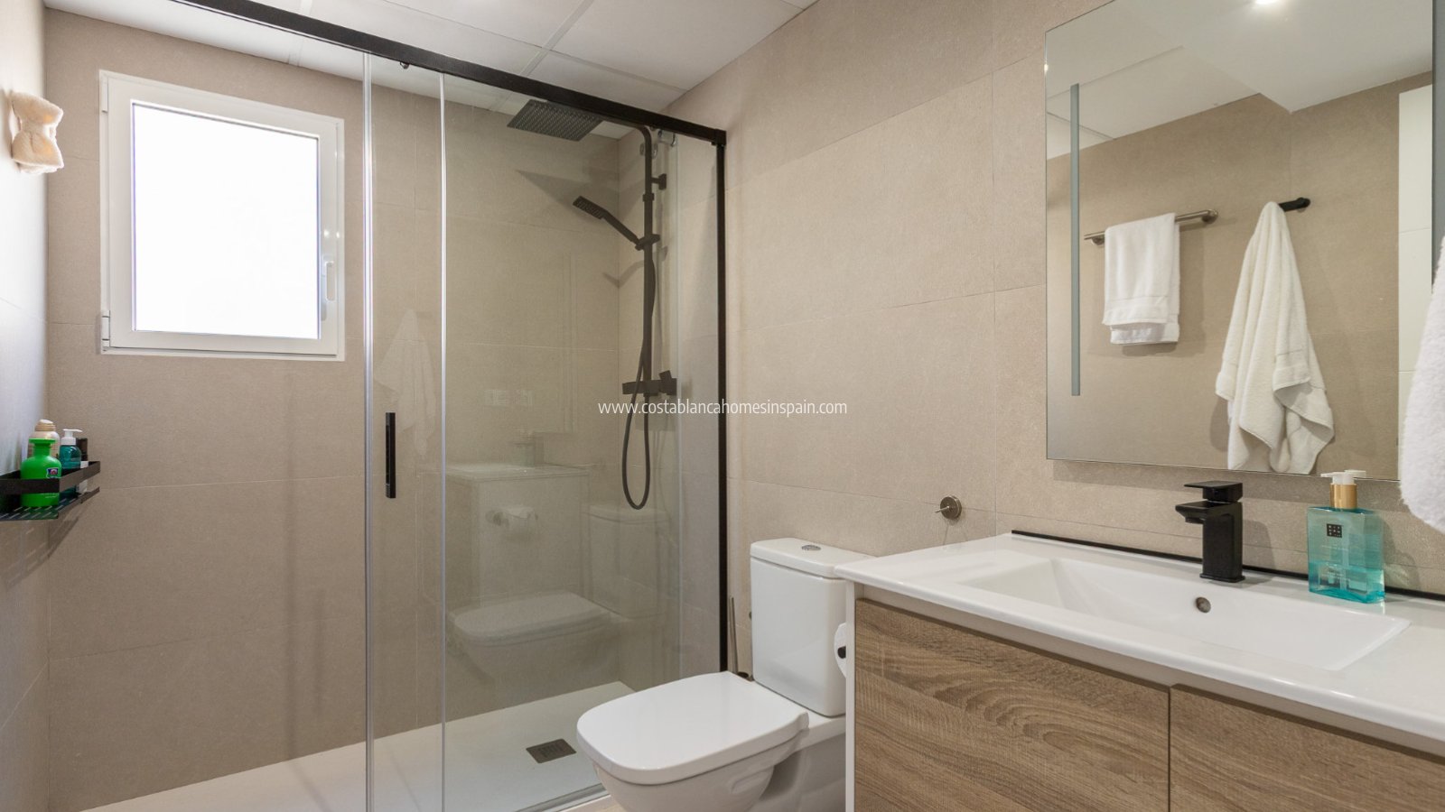 Resale - villa - LOS BALCONES