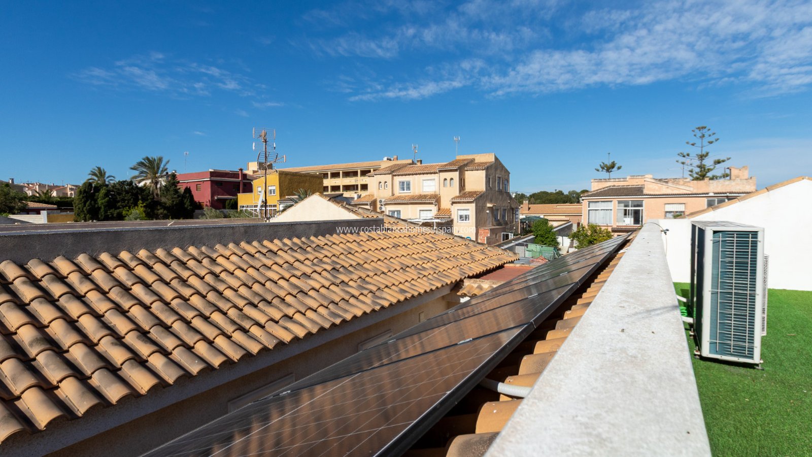 Resale - villa - LOS BALCONES
