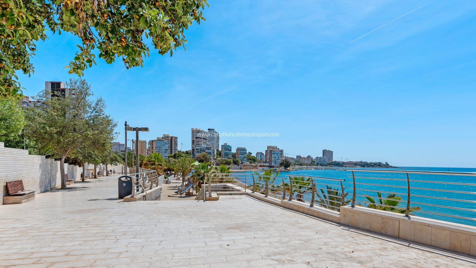 Revente - Apartment - Alicante