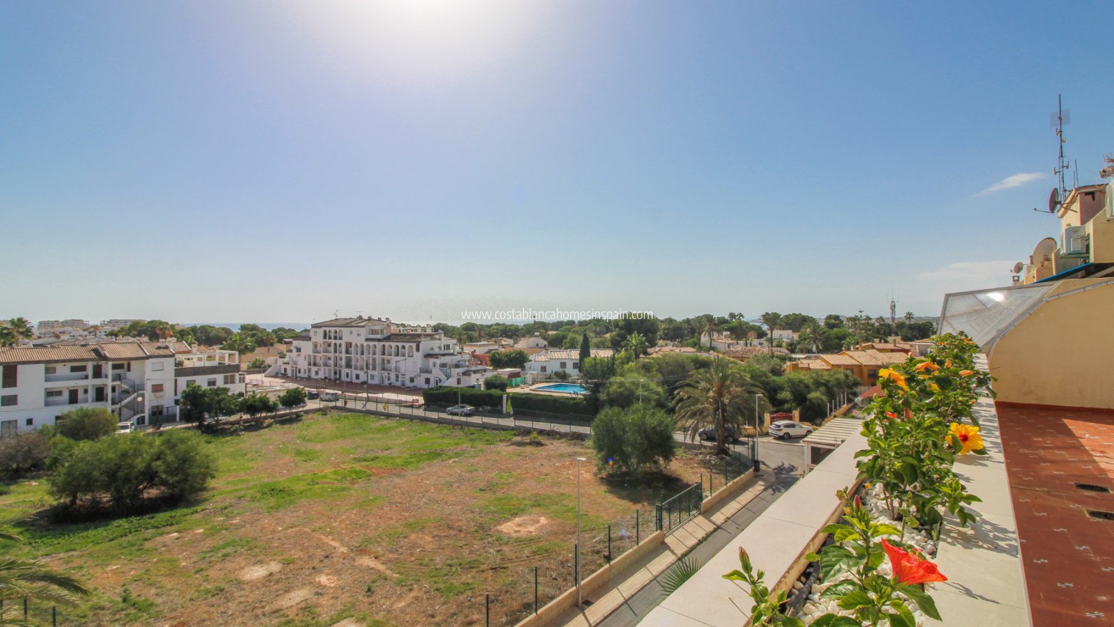 Revente - Apartment - Punta Prima - Beachside