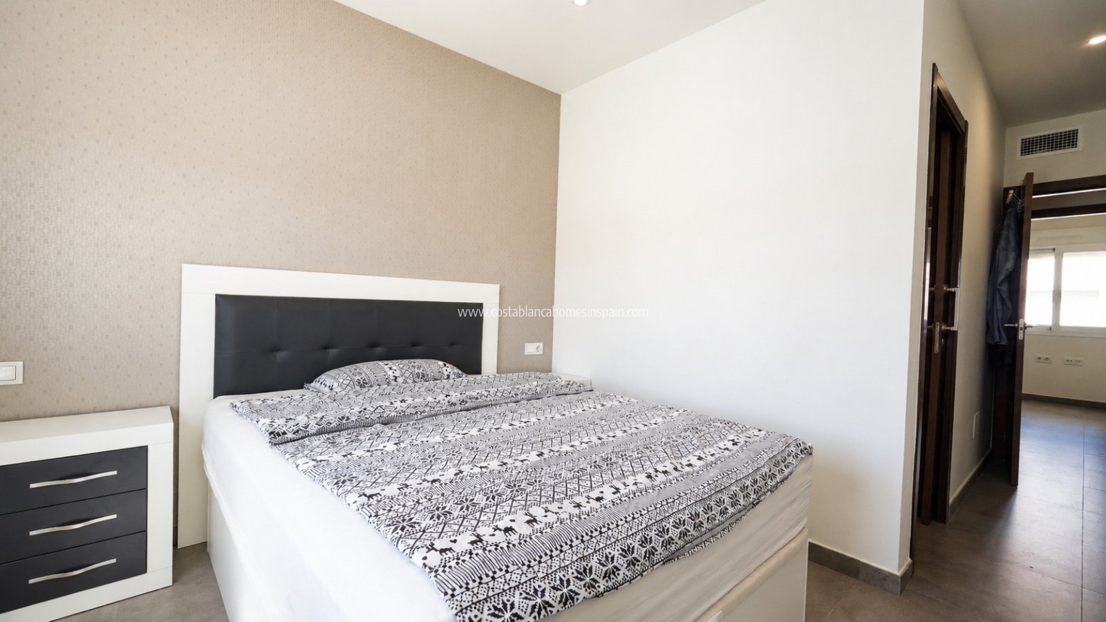 Revente - Apartment - Torrevieja - Aguas Nuevas