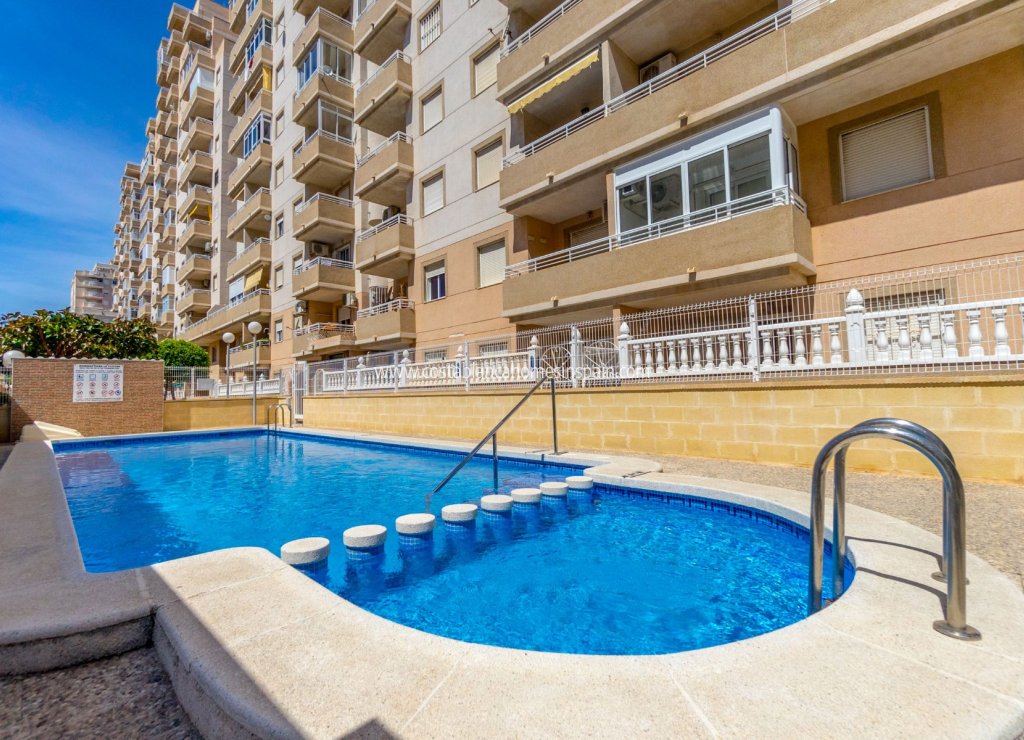 Revente - Apartment - Torrevieja - Centro