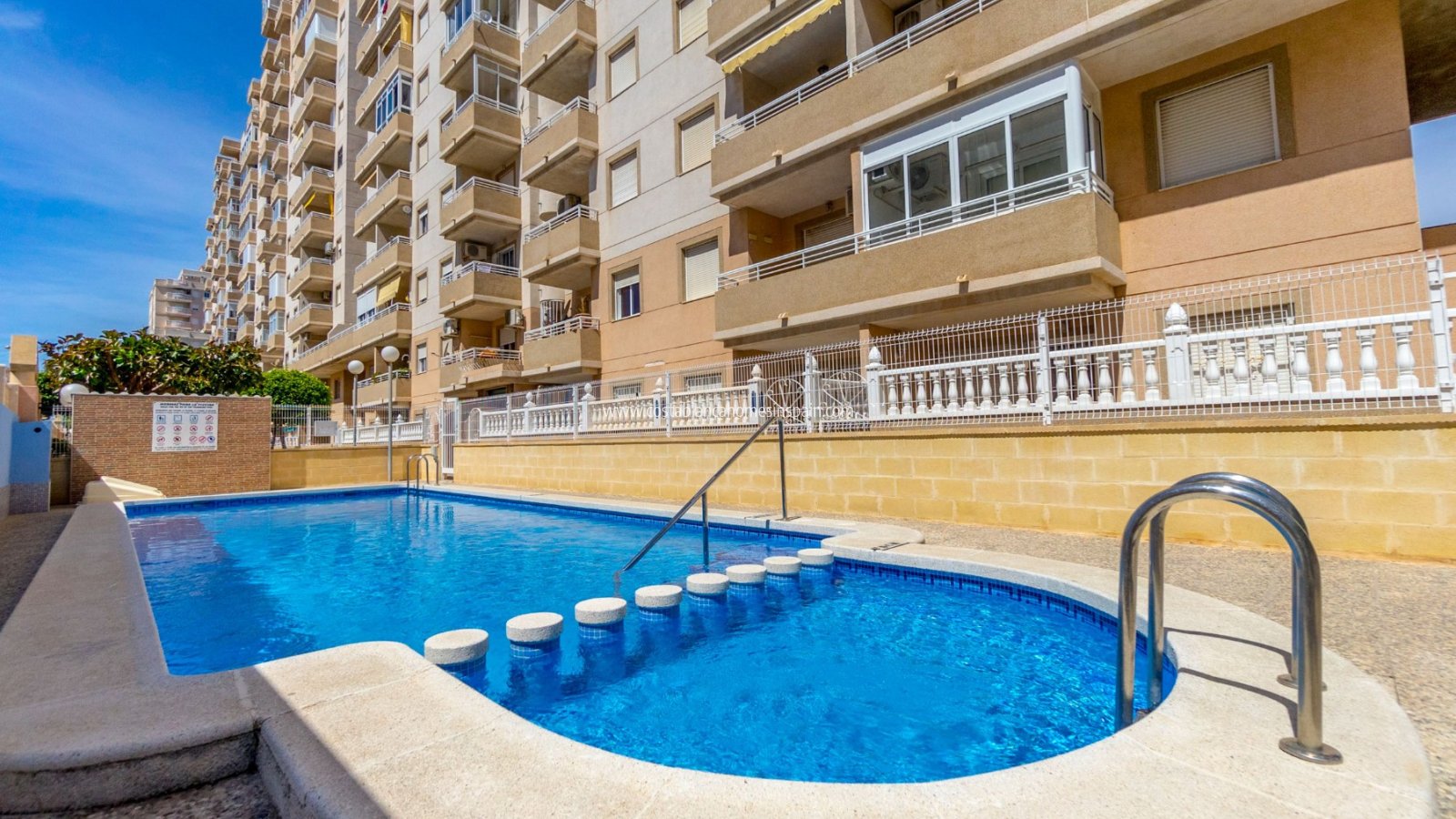 Revente - Apartment - Torrevieja - Centro